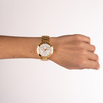 Montre BALMAIN downtown femme bracelet acier inoxydable or - vue porté 3