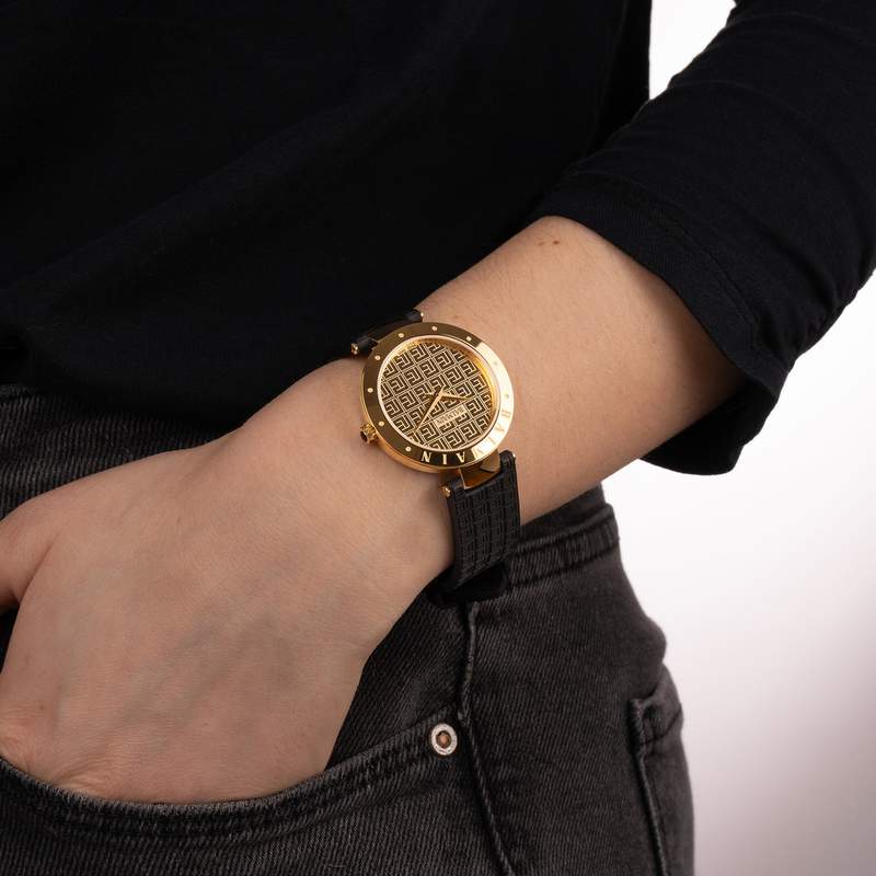 Montre BALMAIN BALMAINIA femme bracelet caoutchouc noir - vue porté 1