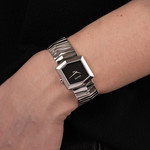 Montre BALMAIN taffetas femme bracelet acier inoxydable gris - vue porté 1