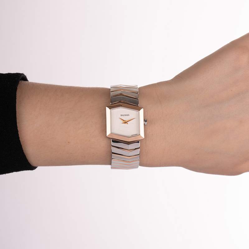 Montre BALMAIN taffetas femme bracelet acier inoxydable bicolore rose - vue porté 2