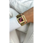 Montre CLUSE Gracieuse Petite femme cadran rouge bracelet acier doré - vue porté 3