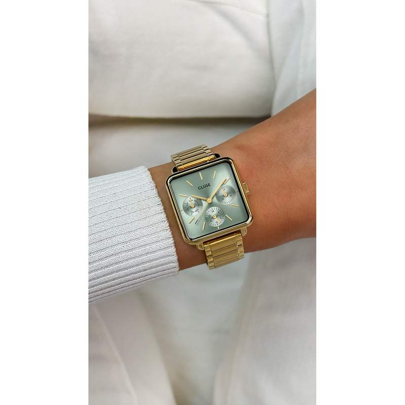 Montre CLUSE La Tétragone Multifunction femme cadran vert bracelet acier doré - vue porté 1