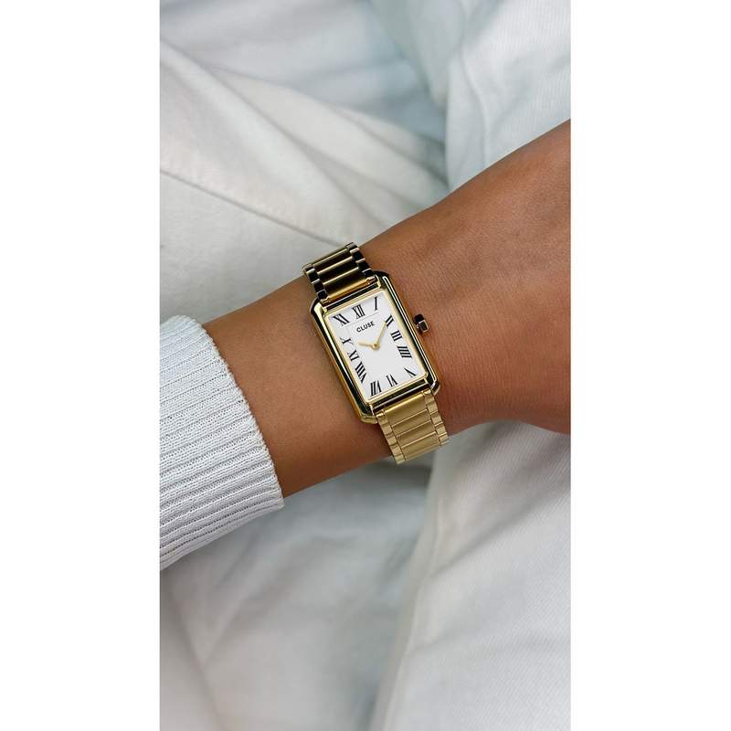 Montre CLUSE Belisenna femme cadran blanc bracelet acier doré - vue porté 1