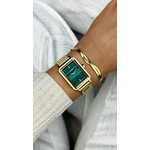 Montre CLUSE Fluette femme cadran vert bracelet acier doré - vue porté 1