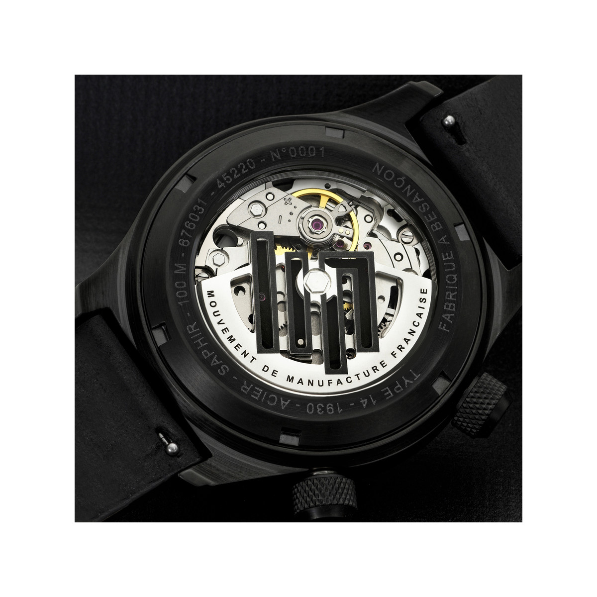 Montre LIP MANUFACTURE type 14 homme automatique, bracelet cuir noir - vue D4