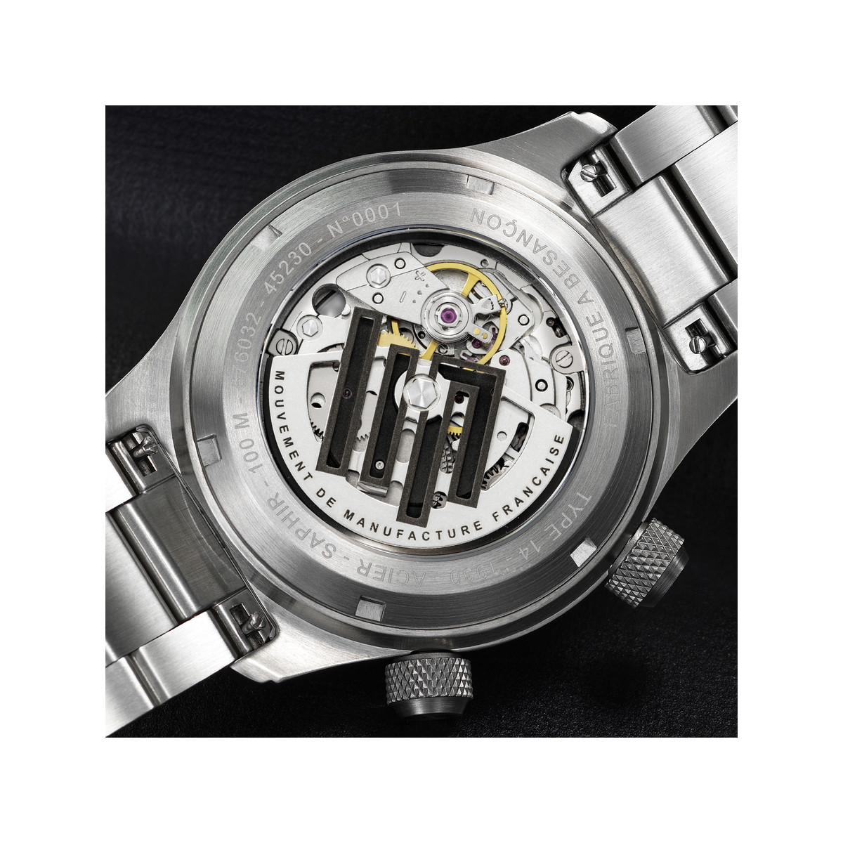 Montre LIP MANUFACTURE type 14 homme automatique, bracelet acier inoxydable argent - vue D4