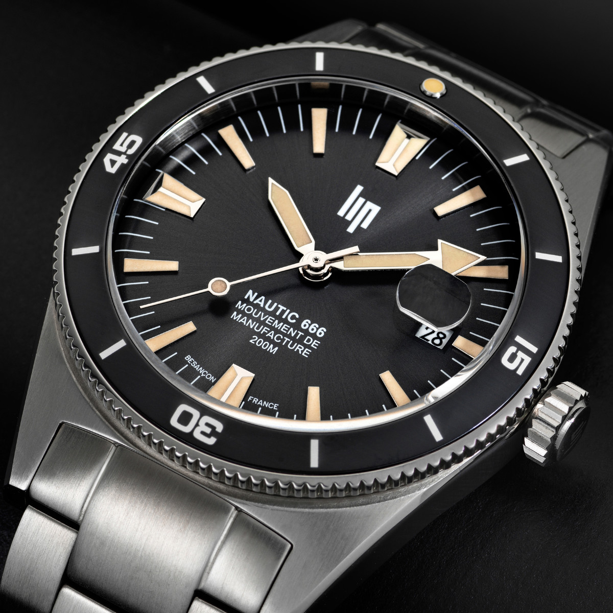 Montre LIP MANUFACTURE nautic 666 mixte automatique, bracelet acier inoxydable - vue D1