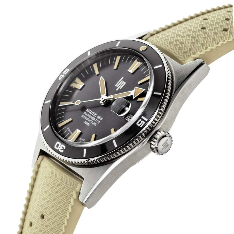 Montre LIP MANUFACTURE nautic 666 mixte automatique, bracelet silicone beige - vue D2