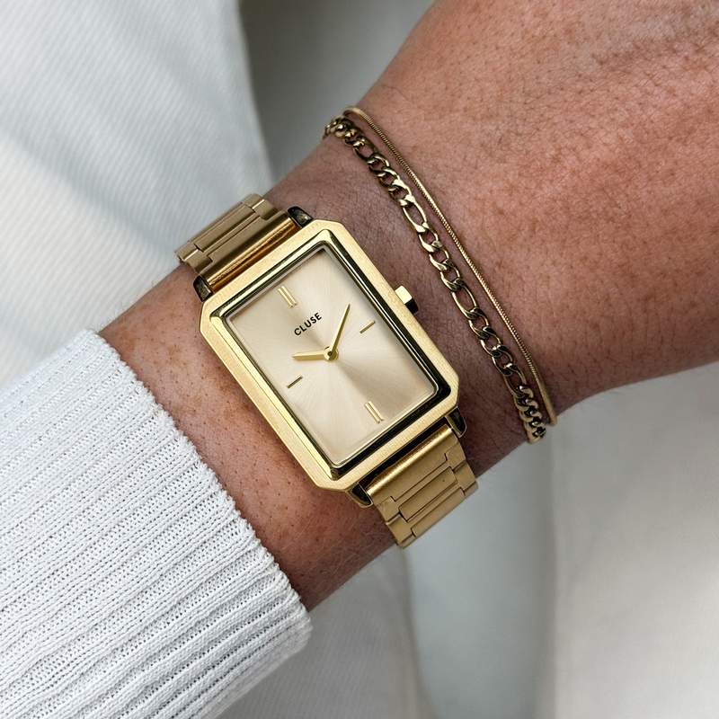 Montre CLUSE BLACK FRIDAY 25 Femme cadran doré bracelet acier inoxydable doré - vue porté 1