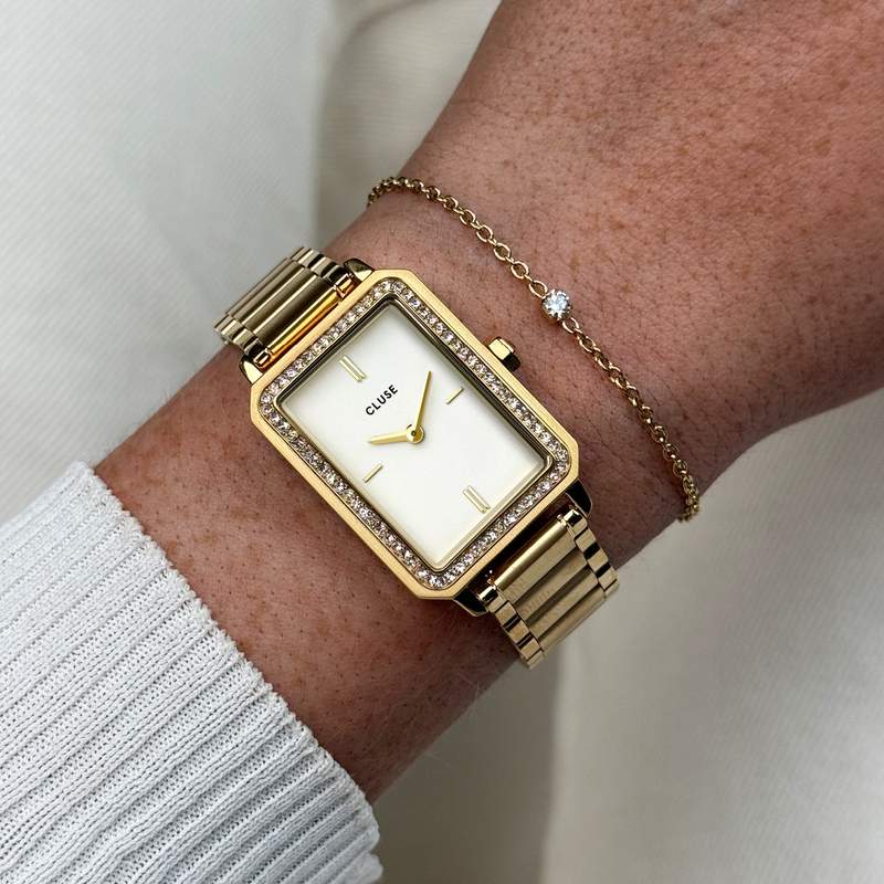Montre CLUSE FESTIVE 25 Femme cadran blanc bracelet acier inoxydable doré - vue porté 1