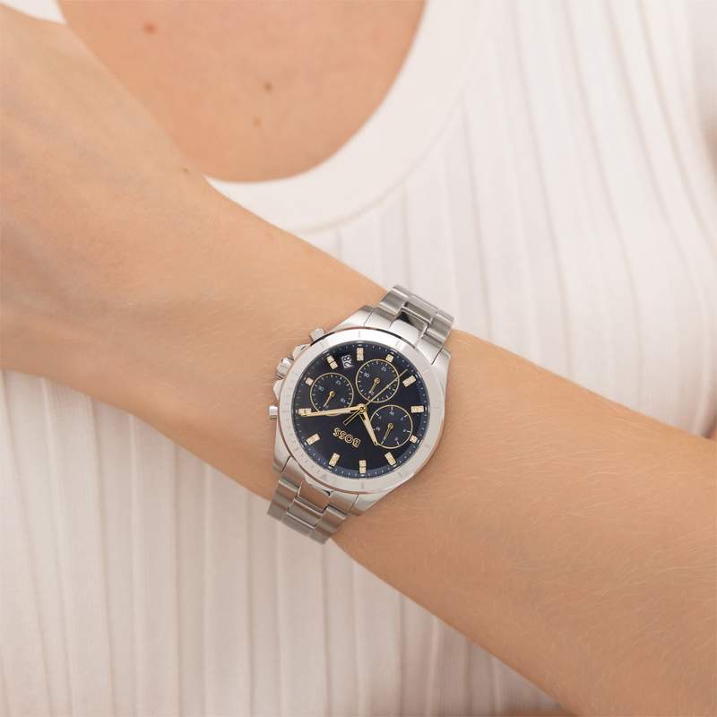 Montre BOSS sport lux femme bracelet acier inoxydable - vue porté 1