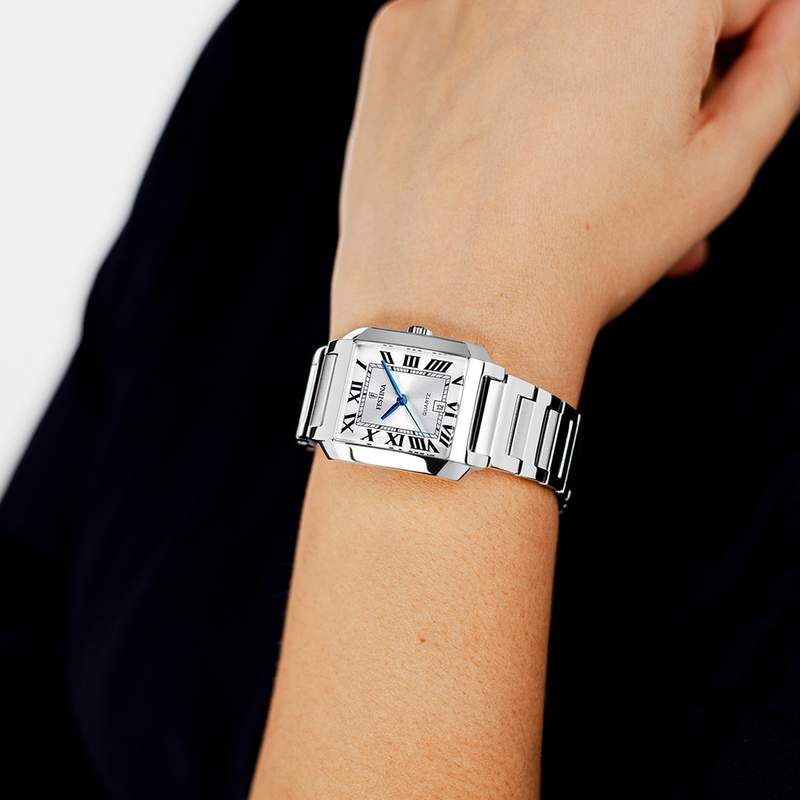 Montre FESTINA femme bracelet acier inoxydable - vue porté 1