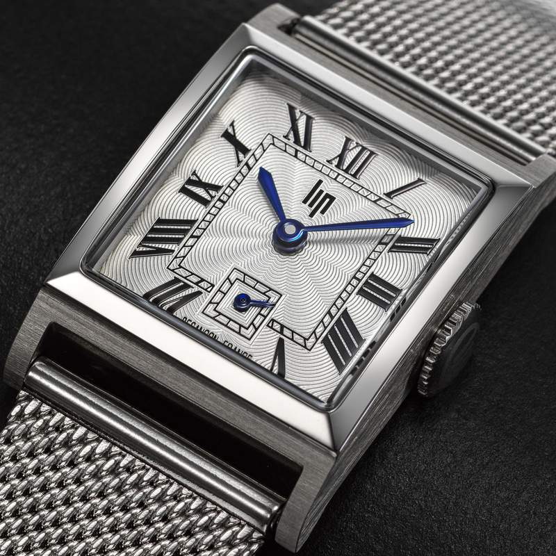 Montre LIP LIP churchill femme bracelet acier inoxydable - vue D1