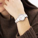 Montre FESTINA femme bracelet ceramique blanc - vue porté 1