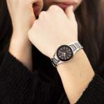 Montre FESTINA femme bracelet ceramique noir - vue porté 1