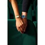 Montre CLUSE anglée femme bracelet acier inoxydable doré - vue porté 3