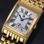 Montre LIP LIP churchill c18 LIP femme bracelet acier inoxydable doré - vue D1