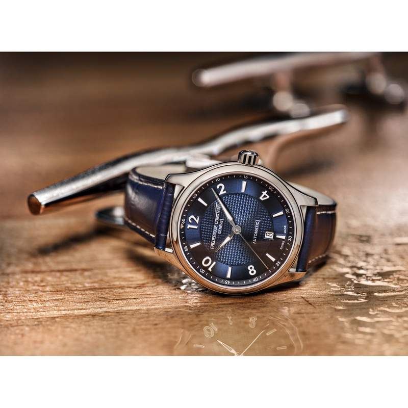 Montre Frederique Constant homme acier cuir - vue porté 1