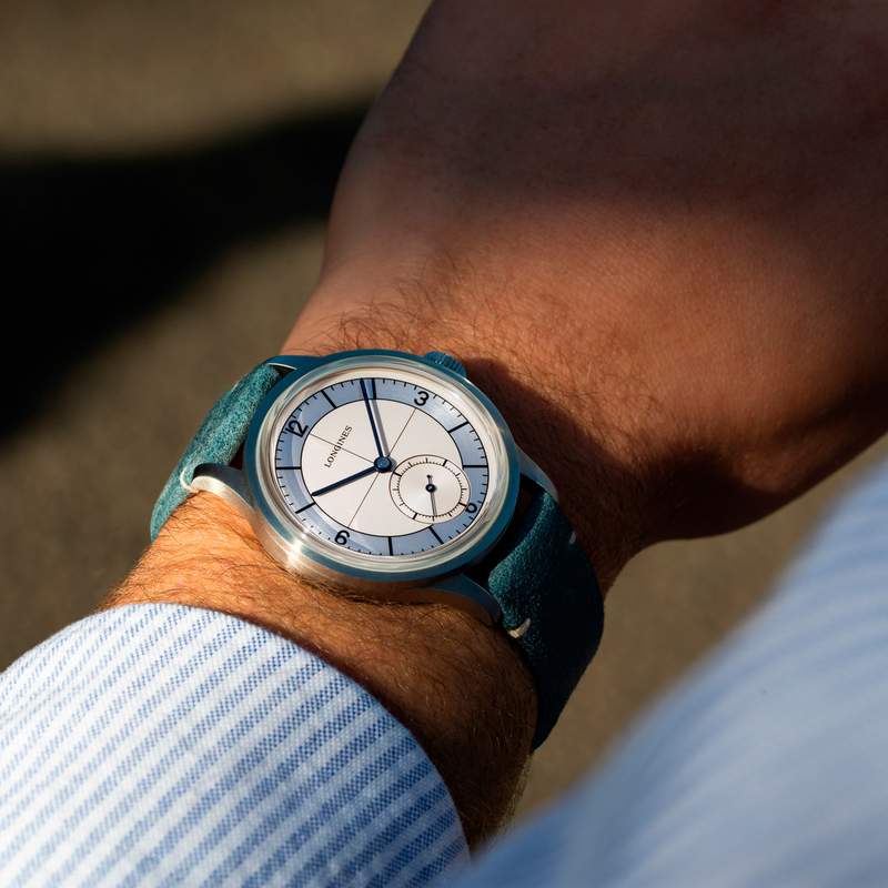 Montre Longines homme chronographe acier - vue porté 1