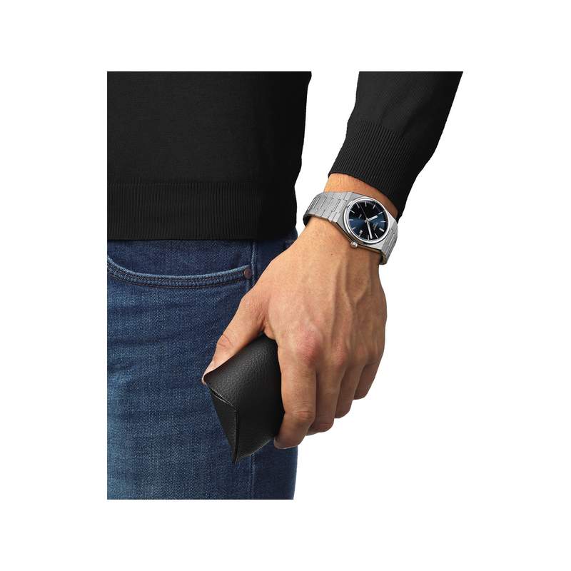 Montre Tissot homme acier - vue porté 1