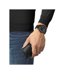 Montre TISSOT T-SPORT SUPERSPORT CHRONO homme chronographe cadran noir bracelet PVD noir - vue porté 1
