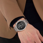 Montre Boss homme chronographe acier - vue porté 1