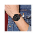 Montre Tommy Hilfiger homme acier bracelet cuir marron - vue porté 1