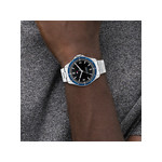 Montre Tommy Hilfiger homme acier - vue porté 1