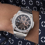 Montre Guess Co homme chronographe acier - vue porté 1