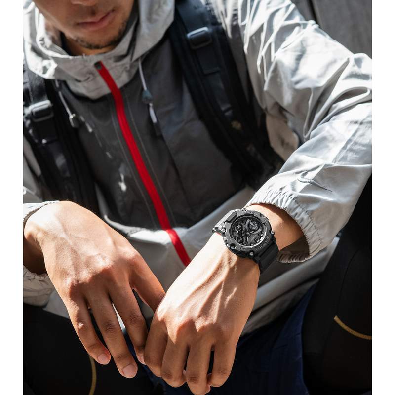 Montre G-SHOCK homme résine noire - vue porté 1