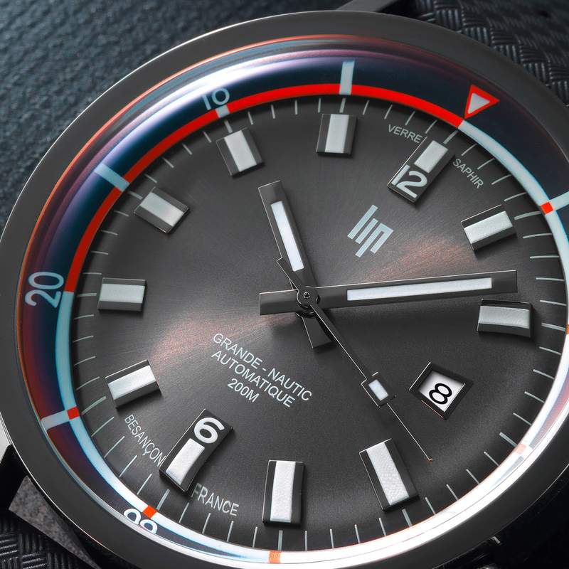 Montre Lip homme automatique acier bracelet silicone noir - vue D1
