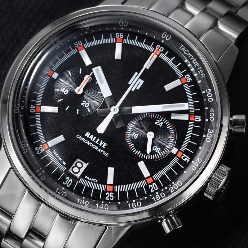Montre Lip homme acier bracelet chromé - vue D1