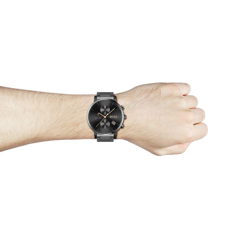 Montre Boss homme acier bracelet acier noir - vue porté 1