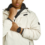 Montre G-SHOCK homme résine noire - vue porté 1