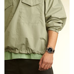 Montre G-SHOCK homme bracelet résine beige foncé - vue porté 1