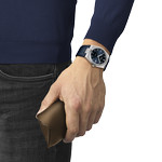 Montre TISSOT T-CLASSIC PRX homme cadran bleu bracelet cuir bleu - vue porté 1
