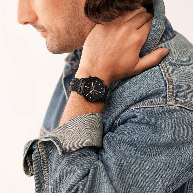 Montre FOSSIL Minimalist homme chronographe acier noir - vue porté 1