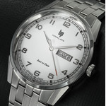 Montre LIP Himalaya homme acier bracelet métal argent - vue D1