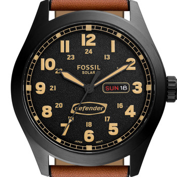 FOSSIL Defender herenhorloge van zwart staal op zonne-energie met bruine leren band