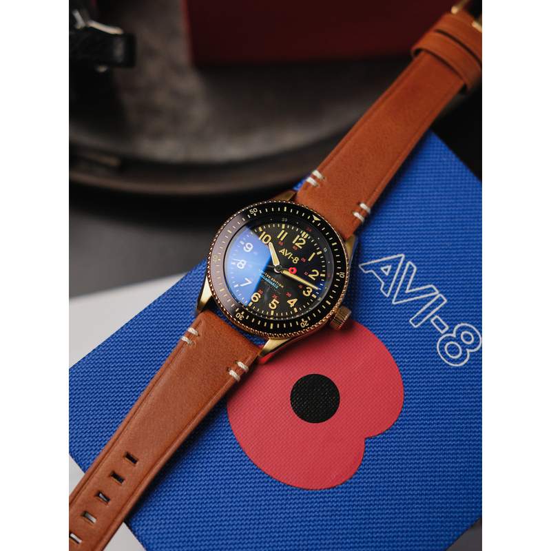Montre AVI 8 Flyboy homme bracelet cuir marron - vue D3