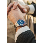 Montre SPINNAKER Croft Mid Size homme automatique bracelet acier - vue porté 2