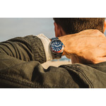 Montre SPINNAKER Croft Mid Size homme automatique bracelet acier - vue porté 3