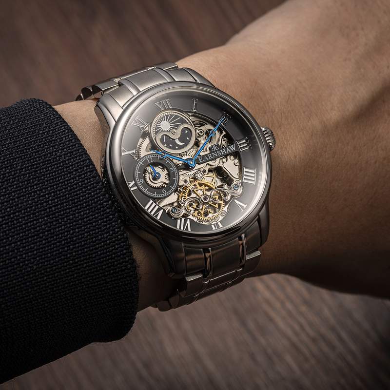 Montre EARNSHAW longitude homme automatique acier - vue porté 1