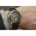 Montre EARNSHAW Cornwall homme automatique acier doré bracelet cuir noir - vue porté 1