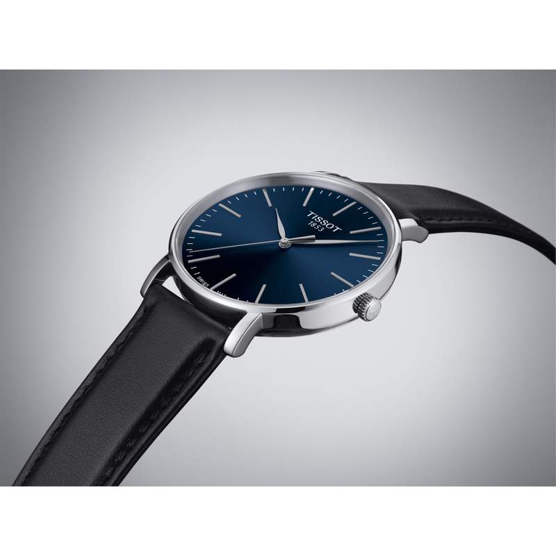 Montre TISSOT T-CLASSIC EVERYTIME homme cadran bleu bracelet cuir noir - vue D1