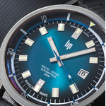 Montre LIP Grande Nautic-Océan homme automatique cadran bleu, bracelet caoutchouc noir, boitier acier inoxydable - vue D1