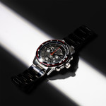 Montre MATY GM chronographe cadran noir bracelet acier - vue D4