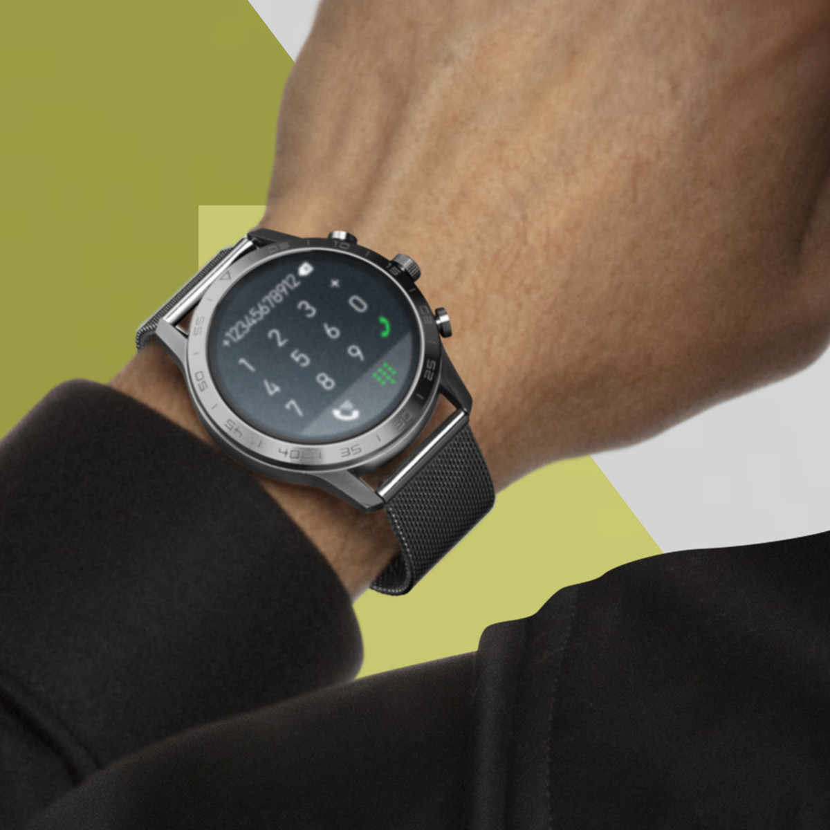 Montre LOTUS smartwatch homme connecté, bracelet acier noir - vue porté 1