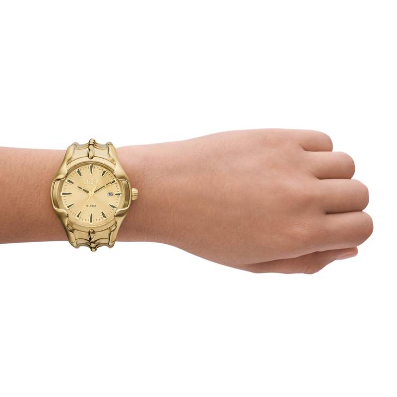 Montre DIESEL vert homme bracelet acier inoxydable doré - vue porté 1