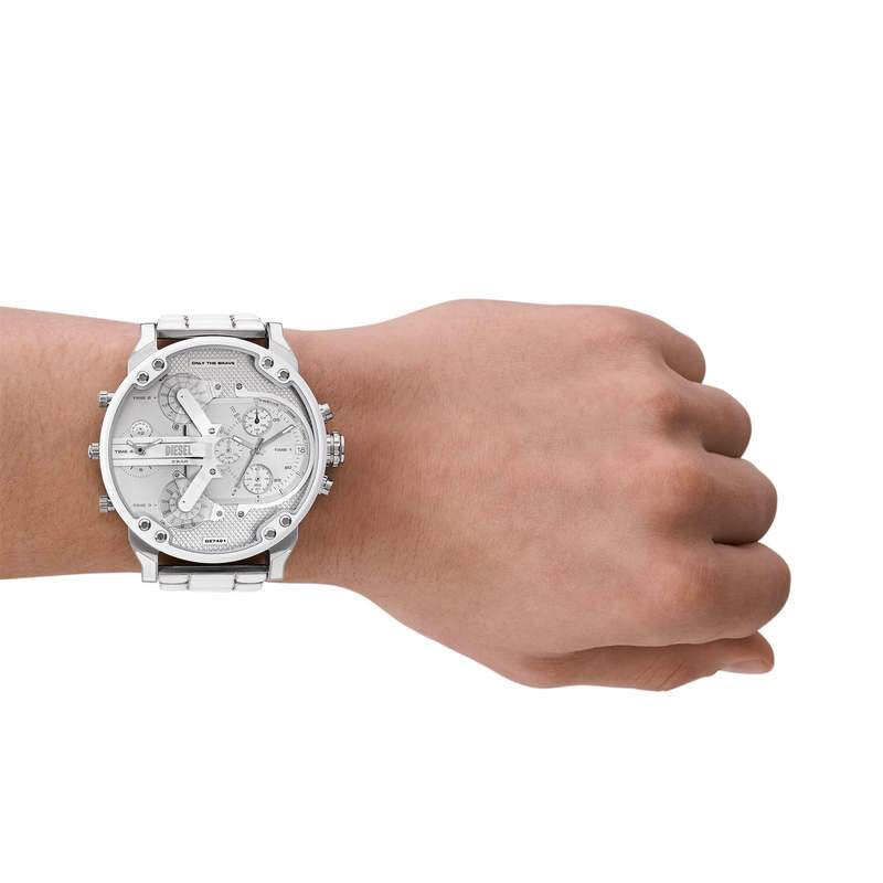 Montre DIESEL the daddies homme bracelet acier inoxydable gris clair - vue porté 1